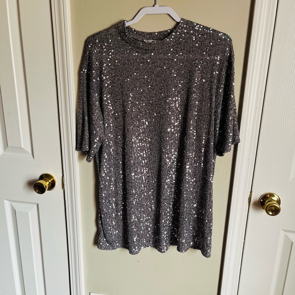 Fashion Nova Silver Sequin Short Sleeve Top Small